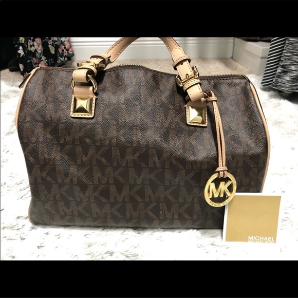 Michael Kors Handbags - SOLD❤️Michael Kors Handbag